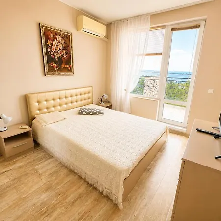 Lejlighed Boutique 2br | Pearl & Views