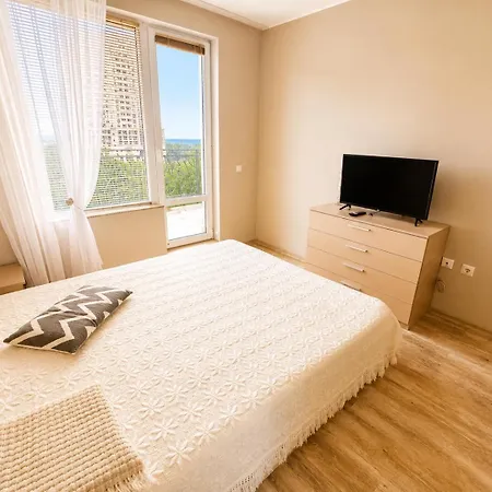 Boutique 2br | Pearl & Views * Burgas City